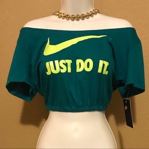 🛑SOLD🛑SOLD🛑Womens Nike Off Shoulder Crop Top S